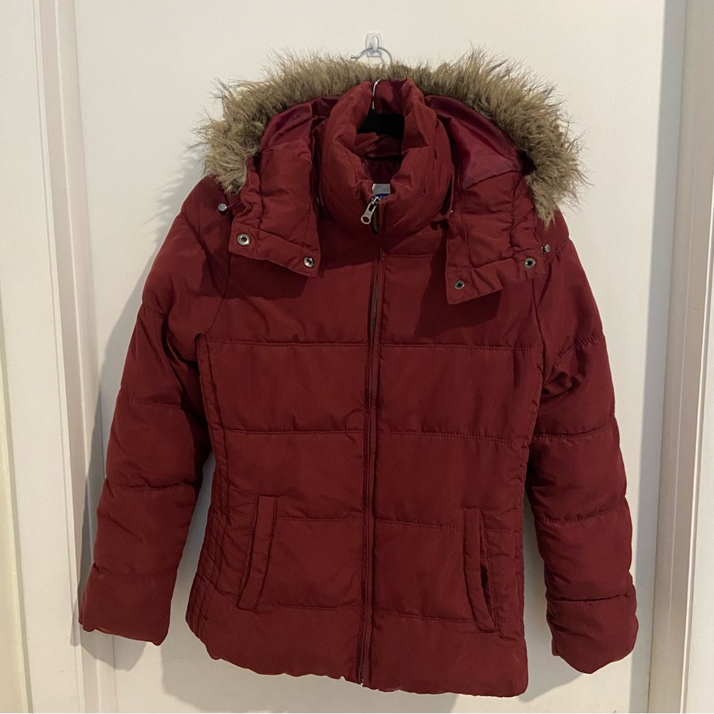 Winter coat with detachable hood